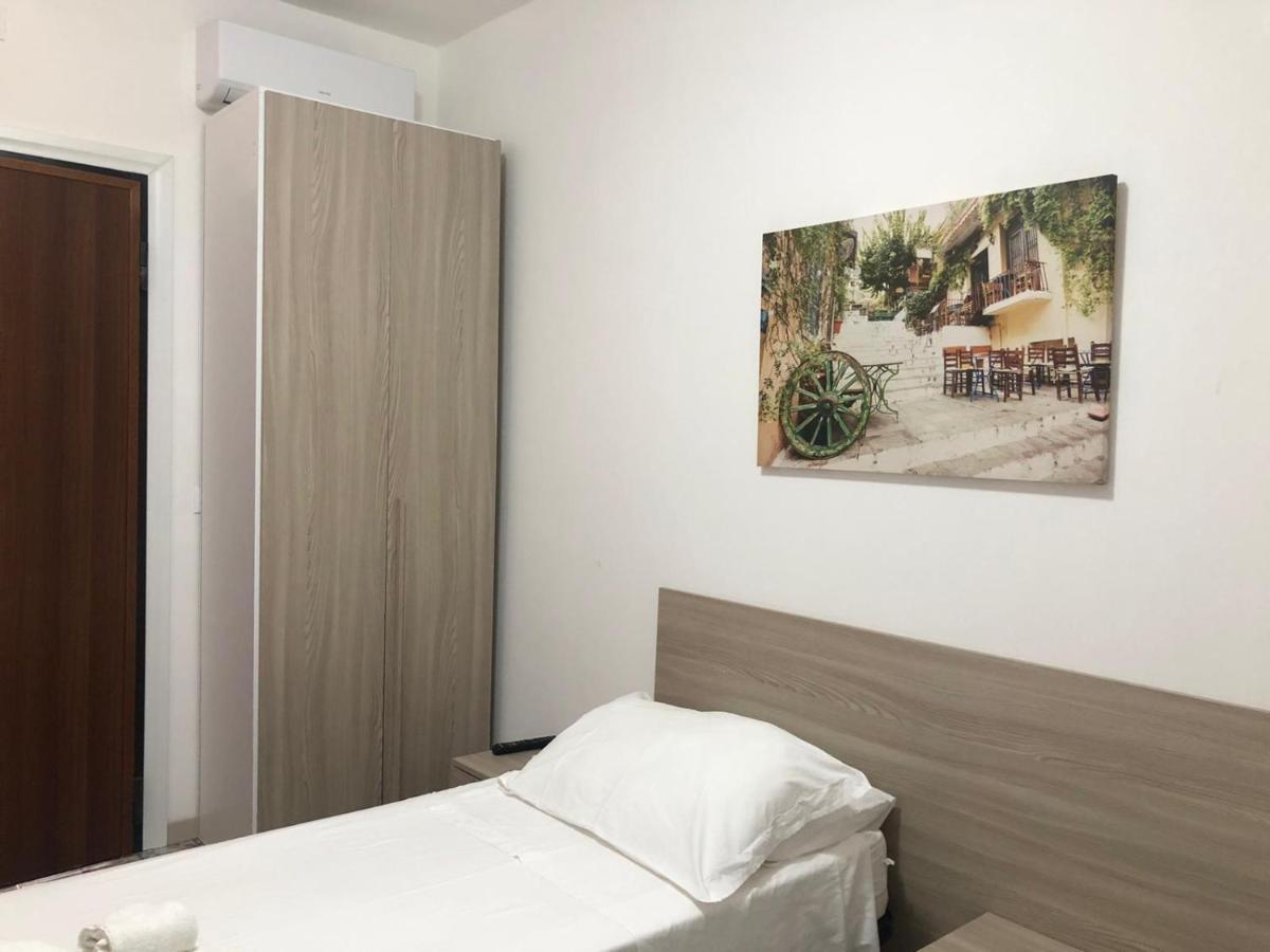 B&B Ornella Леверано Экстерьер фото